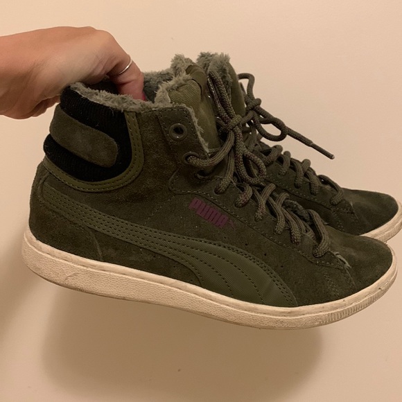 Puma Shearling Suede Mid Top Sneakers - Picture 1 of 5